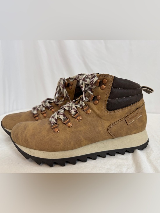 Merrell Other - Merrell Alpine Hiker Boots – Women’s Size 8 – Camel/Tan Suede